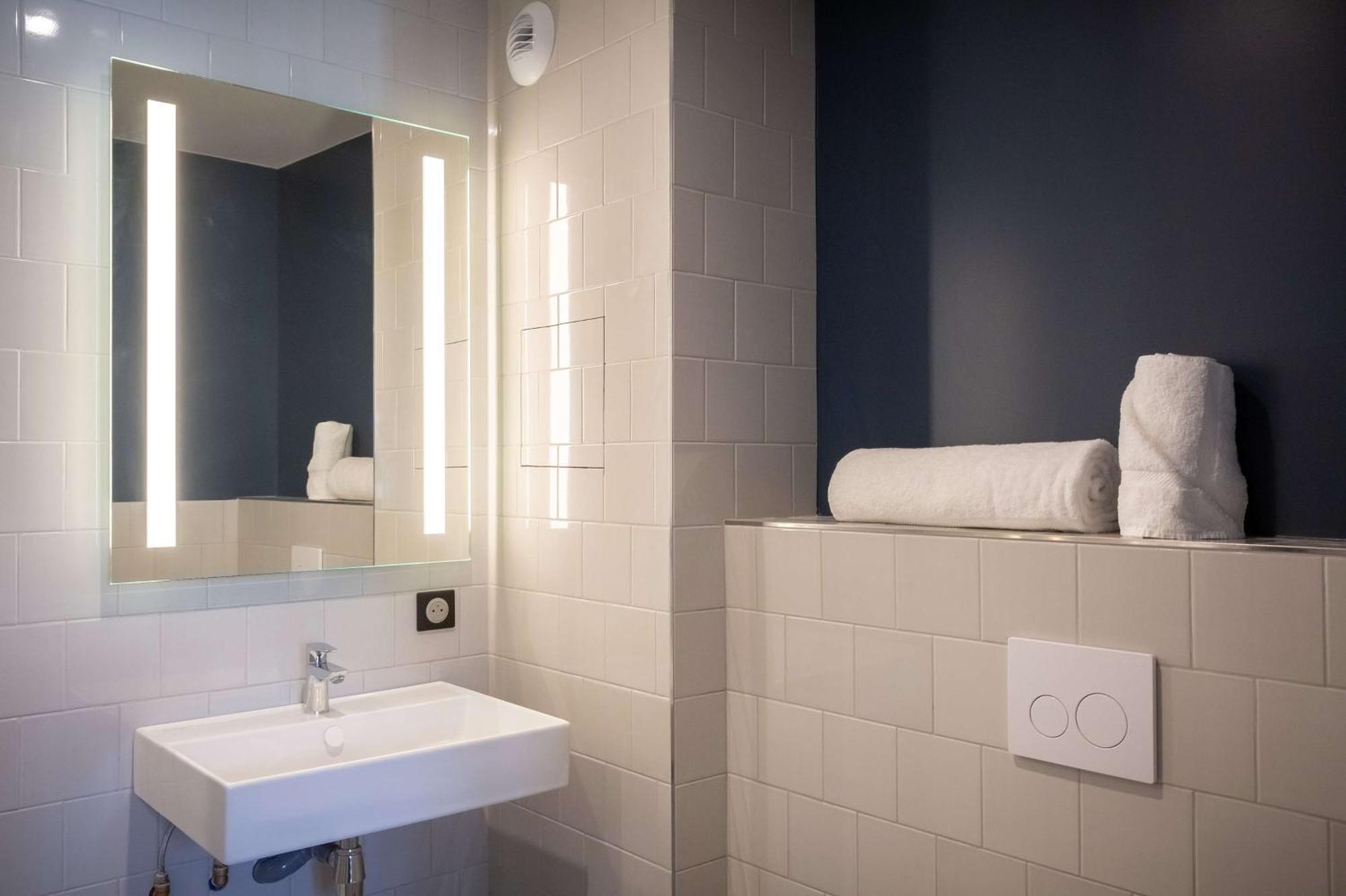 Best Western 11Bauer Paris Saint-Ouen ภายนอก รูปภาพ